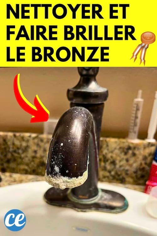 Un robinet en bronze qui a noirci et qui a besoin d'être nettoyé pour briller