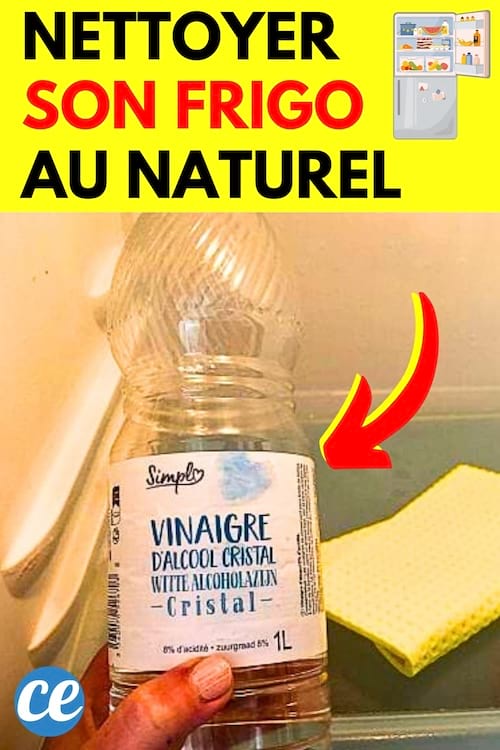 Une bouteille de vinaigre blanc pour nettoyer l'intérieur du frigo