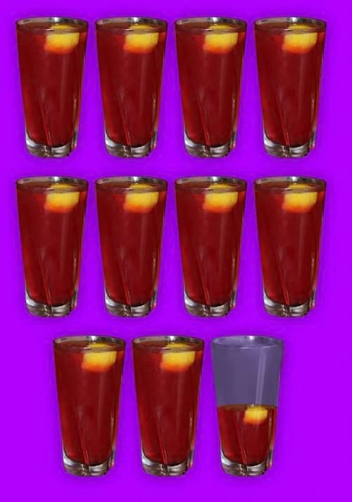 Verres de jus de fruits.
