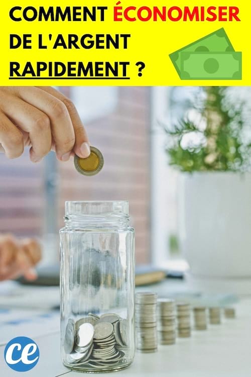 Personne mettant une pièce dans un bocal en verre