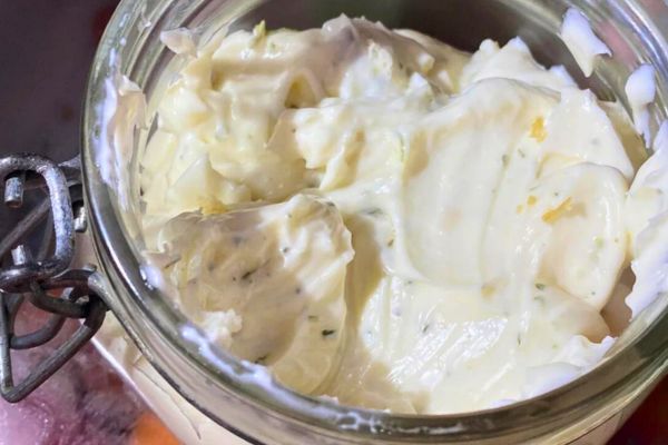 Mayonnaise Maison : Combien de Temps la Conserver Sans Risque