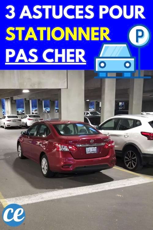 Une voiture rouge stationnée