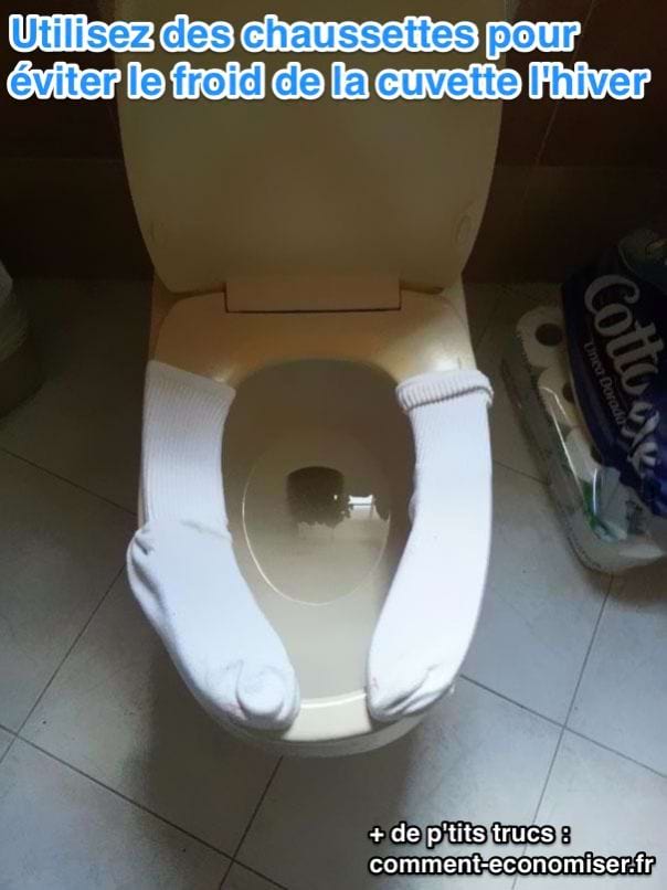 une cuvette avec des chaussettes