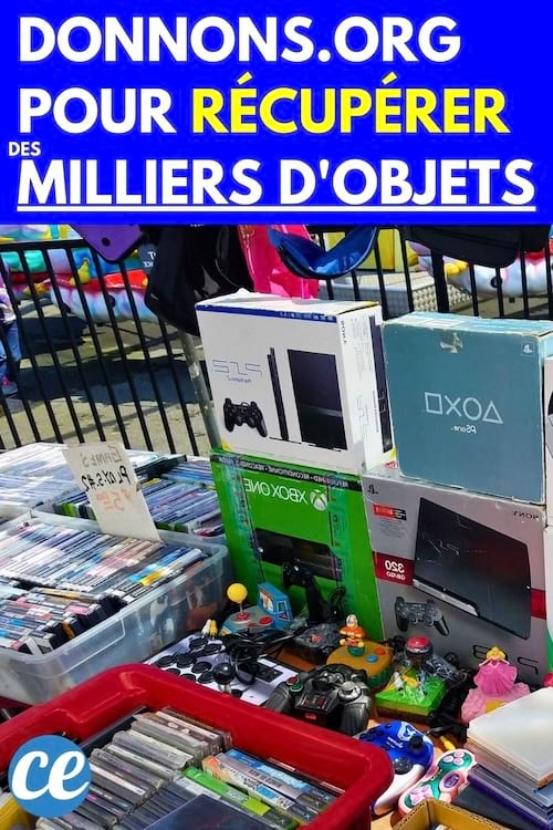 Plusieurs console de jeux dans une brocante 