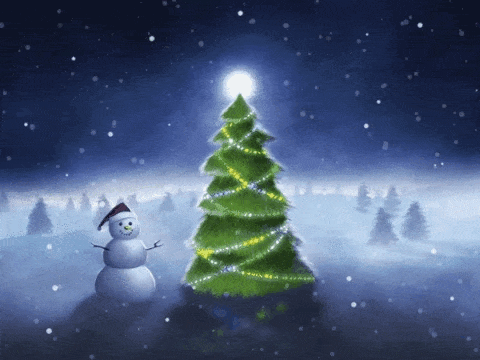 Un bonhomme de neige avec un sapin