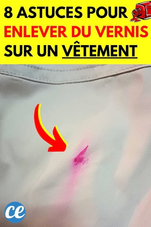 Une tache rose de vernis à ongles sur un vêtement qui doit être retirée