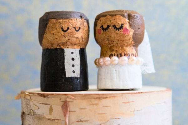 Mariés en bouchons.