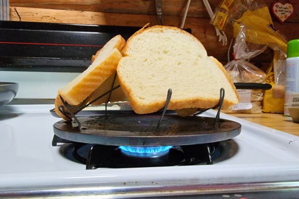 L'Astuce pour Faire Griller le Pain Sans Grille-Pain.