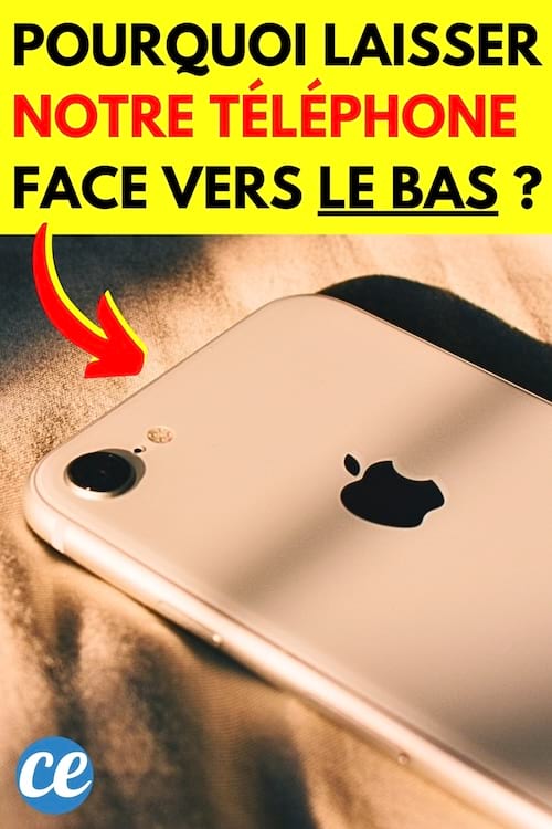 Un téléphone face vers le bas pour garder sa vie privée