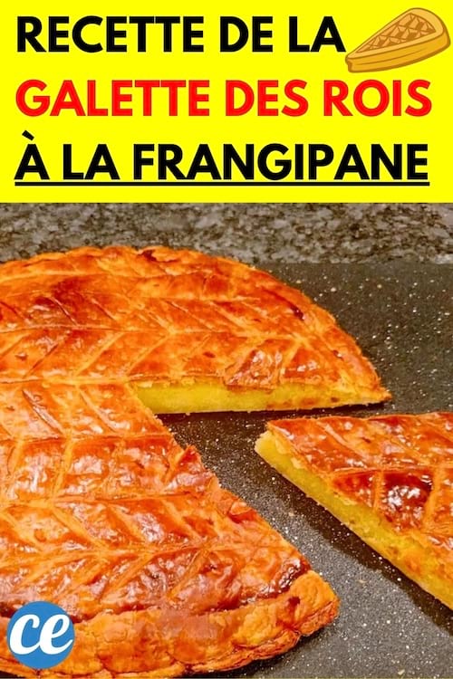 Une part de galette des rois à la frangipane découpée avec le reste à côté