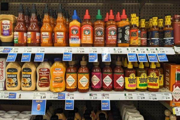 Rayon de sauces piquantes.