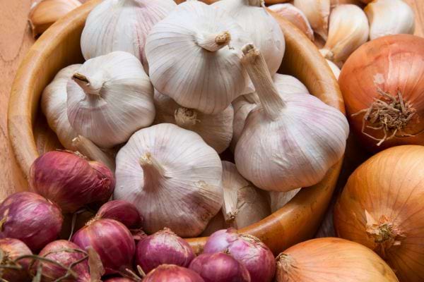 Ail, oignons et échalotes.