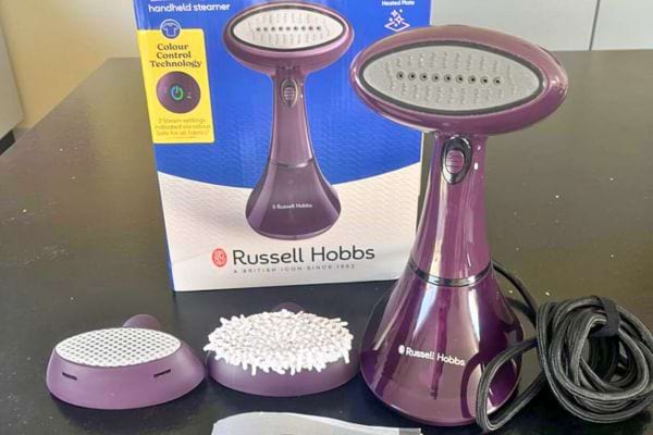 Défroisseur vapeur violet
