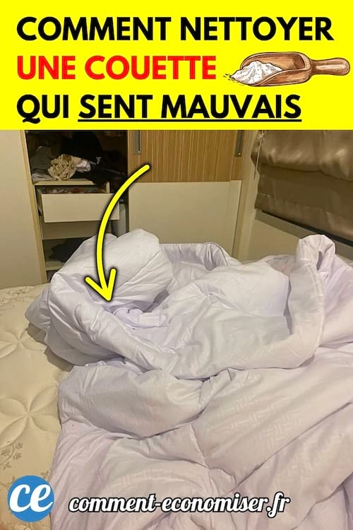 Couette blanche froissée posée sur un lit dans une chambre.