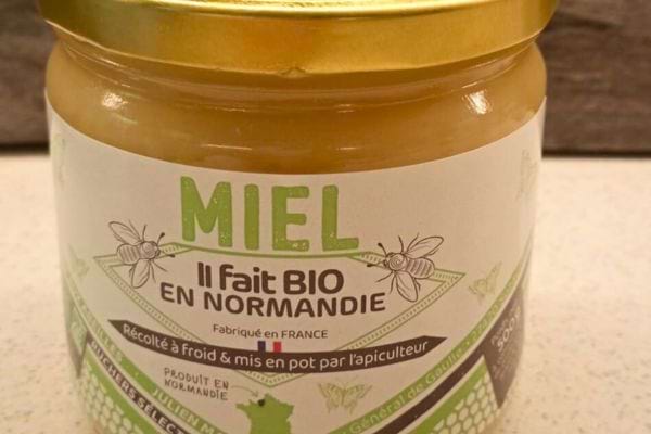 Pot de miel bio fabriqué en Normandie.