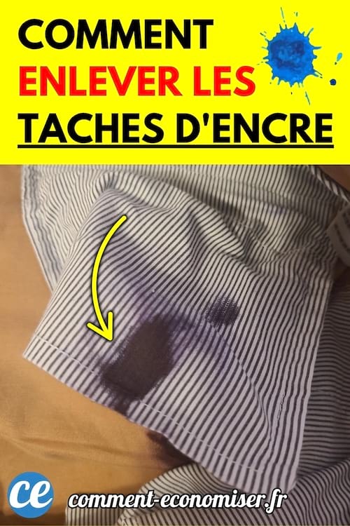 Une tache d’encre foncée sur une chemise à rayures blanches et bleues, avec une flèche jaune pointant la zone.