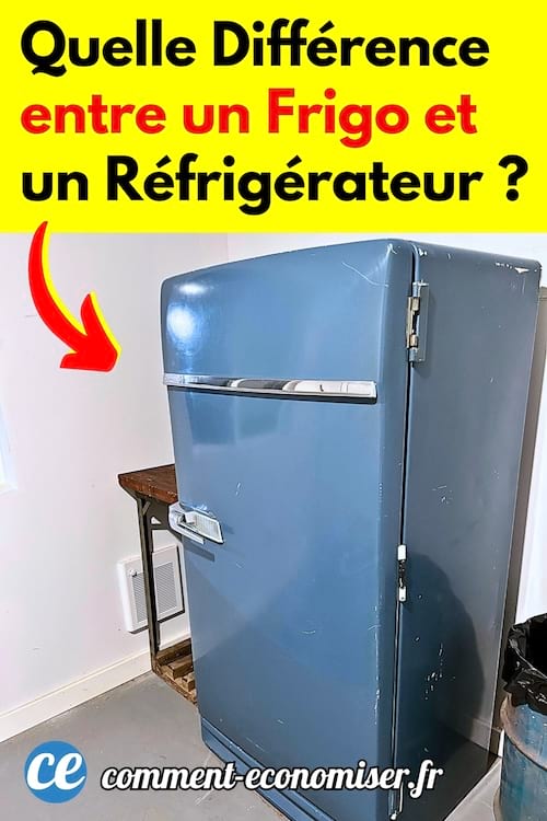 Un vieux frigo bleu qui est aussi un réfrigérateur