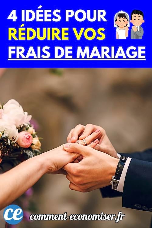 Un échange d’alliances entre deux mains lors d’une cérémonie de mariage, avec un bouquet de fleurs en arrière-plan.