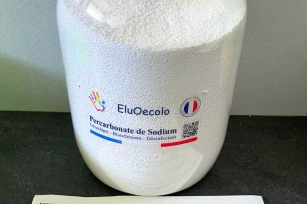 Pot de percarbonate de sodium de la marque EluOecolo.