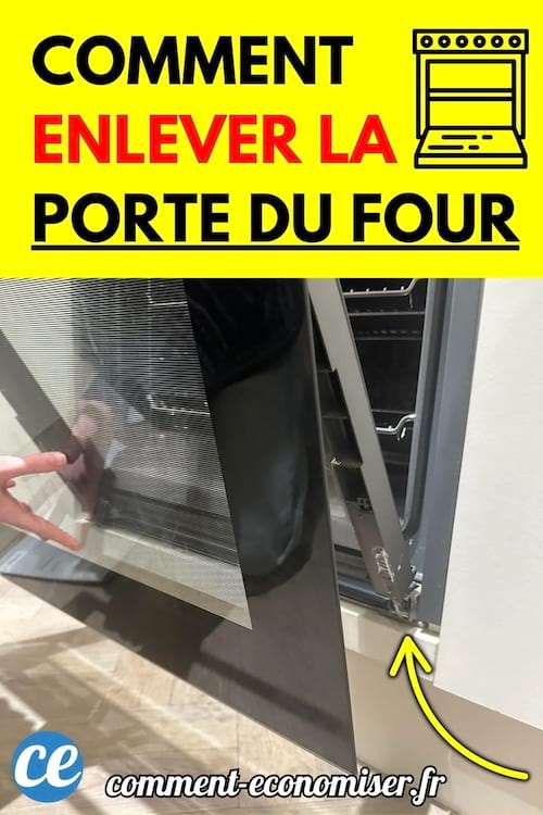 Une personne retire la porte vitrée d’un four encastré avec précaution.
