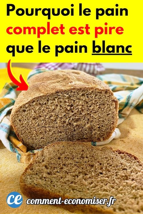 Du pain complet coup&eacute; en tranches sur un torchon