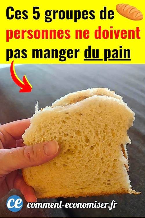 Du pain de mie dans une main qui ne doit pas être mangé