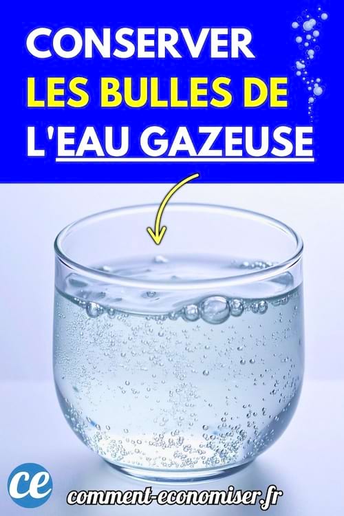 Verre d’eau gazeuse avec bulles visibles.