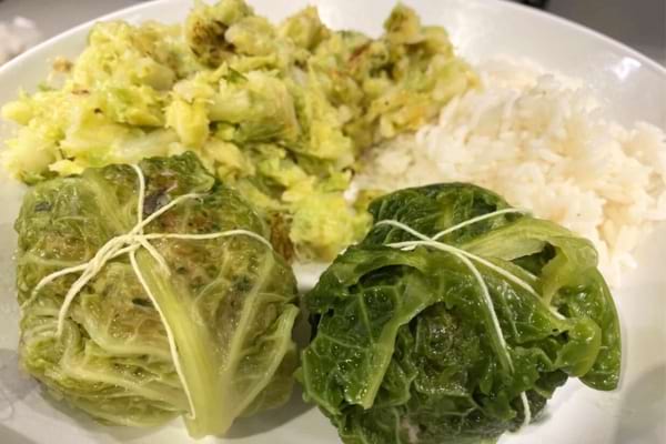 Feuilles de chou farcies au saumon