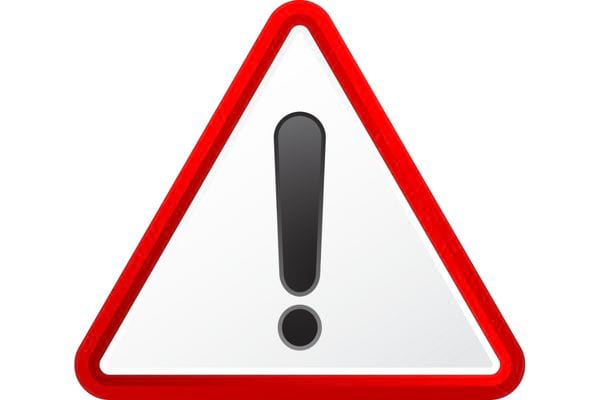 Triangle rouge avec point d’exclamation noir signalant un avertissement ou un danger potentiel.