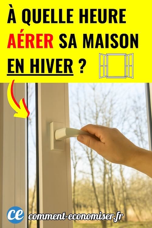 une personne ouvre sa fenêtre en hiver pour aérer sa maison