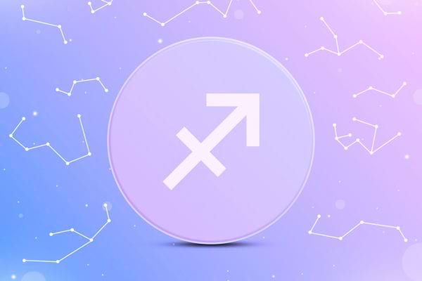 symbole du sagittaire blanc au centre dun cercle violet avec constellations stylisees en arriere plan degrade pastel