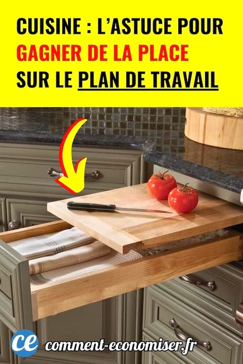 plan de travail coulissant sorti dun tiroir avec couteau et tomates