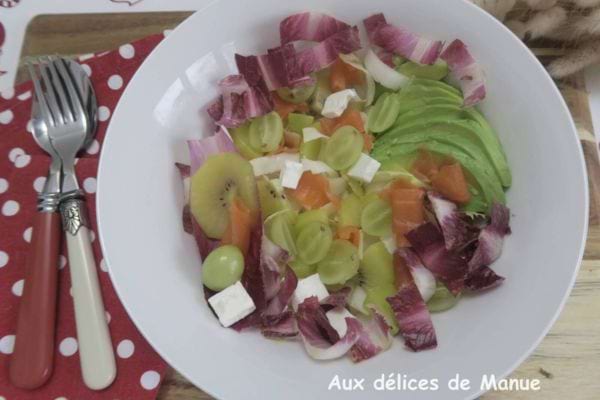 Salade d'endives kiwis, raisin, avocat