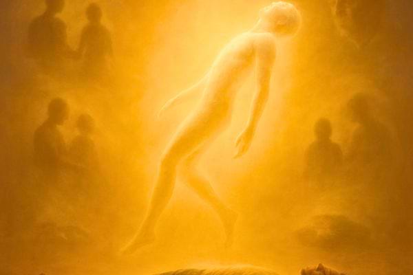 une silhouette humaine lumineuse semble flotter dans une atmosphere doree avec des ombres autour