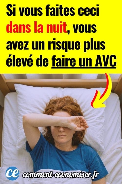 Femme allong&eacute;e dans son lit, main sur les yeux, semblant fatigu&eacute;e ou r&eacute;veill&eacute;e difficilement