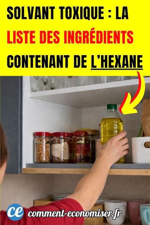 une femme prend une bouteille d'huile dans un placard