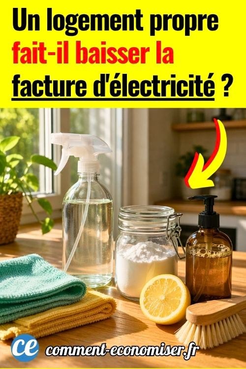 Flacon spray, bicarbonate, citron et chiffons pour nettoyage naturel sur table en bois lumineuse