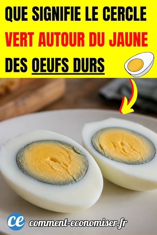 un oeuf dur avec un cercle vert autour du jaune