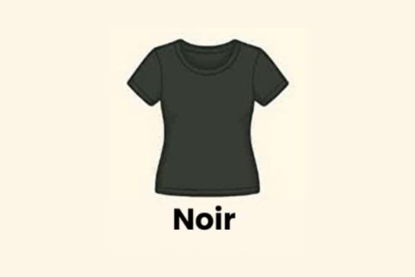 un t-shirt noir
