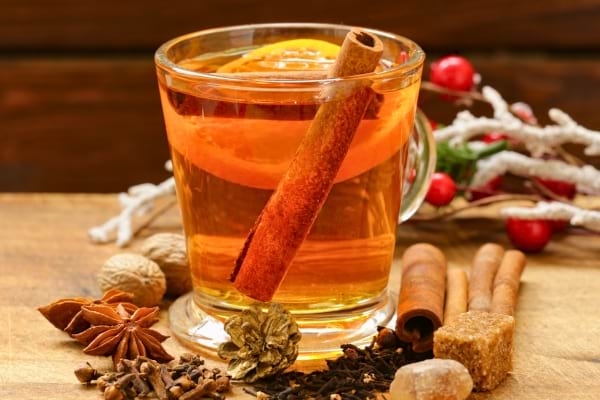 une boisson &agrave; la canelle