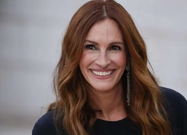 Julia Roberts souriante