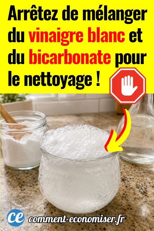 Mélange mousseux de vinaigre blanc et bicarbonate dans un bol.