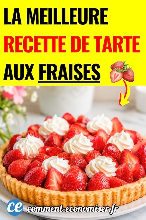 une tarte aux fraises avec de la chantilly