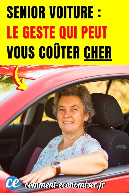 une femme senior cheveux courts et gris, souriante, assise au volant de sa voiture à l'arrêt