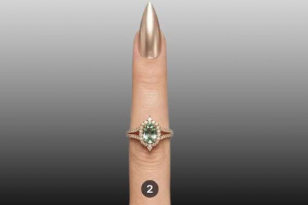 ongle pointu doré test de personnalité