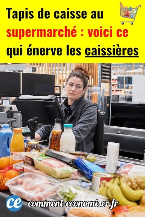 Une caissi&egrave;re qui est &eacute;nerv&eacute; car il y a plein de produits sur le tapis de courses