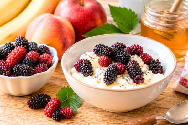 mûre de murier dans un fromage blanc idée recette