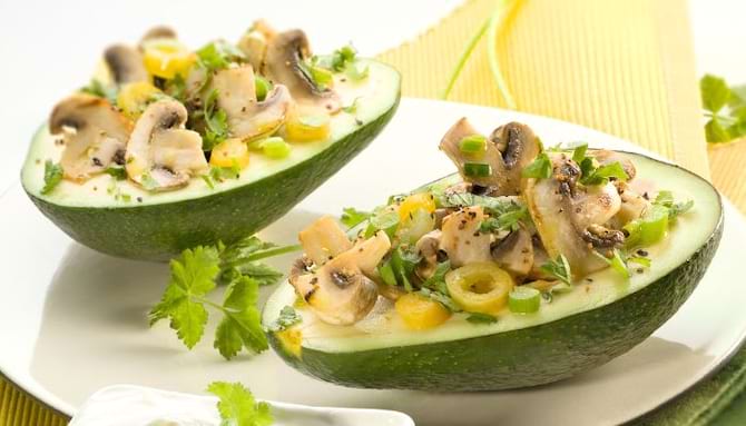 recette vegan avocat champignons légumes