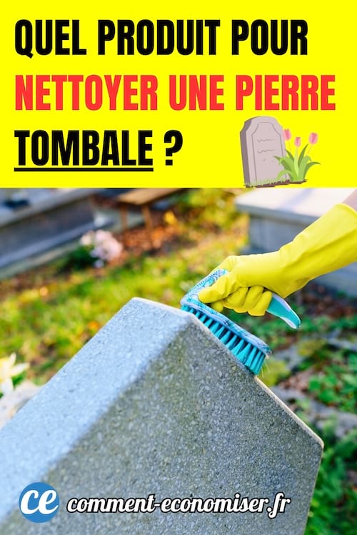 une personne nettoie une pierre tombale avec une brosse douce et un gant jaune