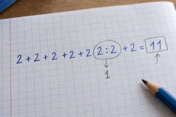 calcul math&eacute;matique avec priorit&eacute; de calcul